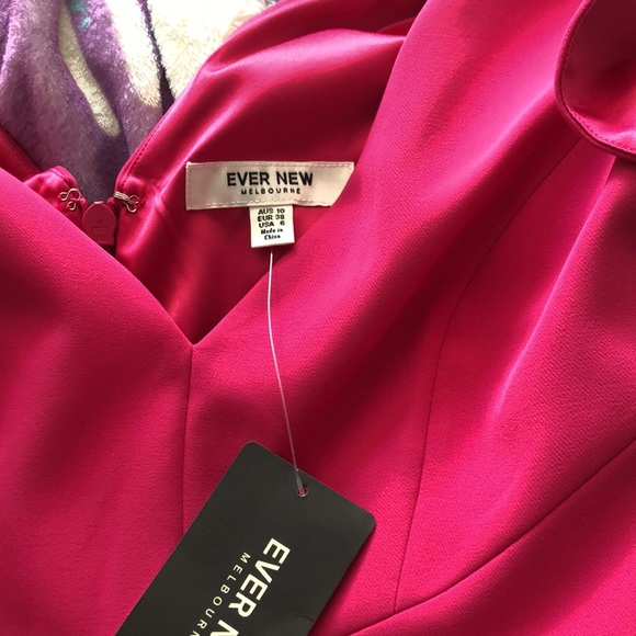 Pink dress - Picture 2 of 2